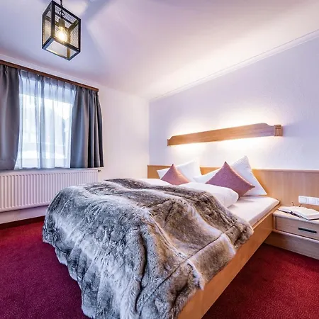Apart Alpenland Apartment Mayrhofen